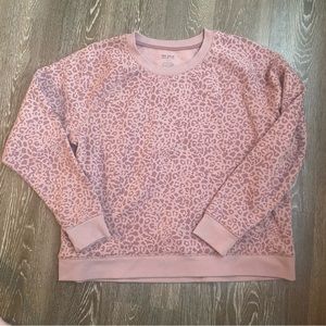 Dust Rose cheetah print fleece sweatshirt with thumb holes size large
